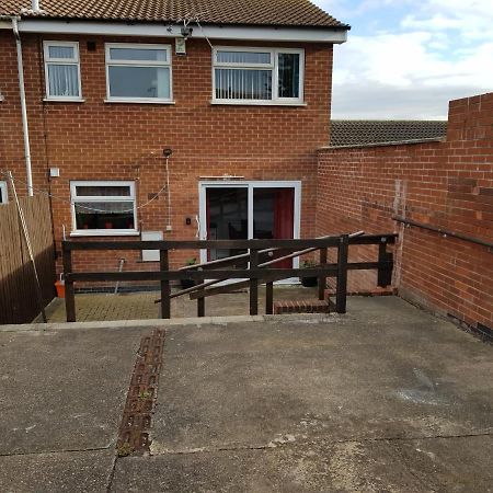 Penllech House - Huku Kwetu Notts - 3 Bedroom Spacious Lovely And Cosy With A Free Parking- Affordable And Suitable To Group Business Travellers 노팅엄 외부 사진