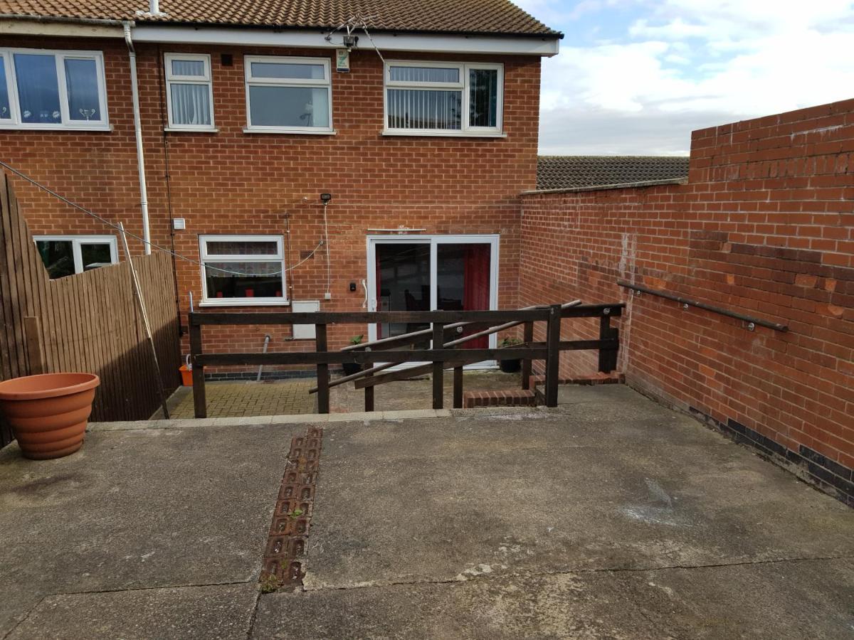 Penllech House - Huku Kwetu Notts - 3 Bedroom Spacious Lovely And Cosy With A Free Parking- Affordable And Suitable To Group Business Travellers 노팅엄 외부 사진